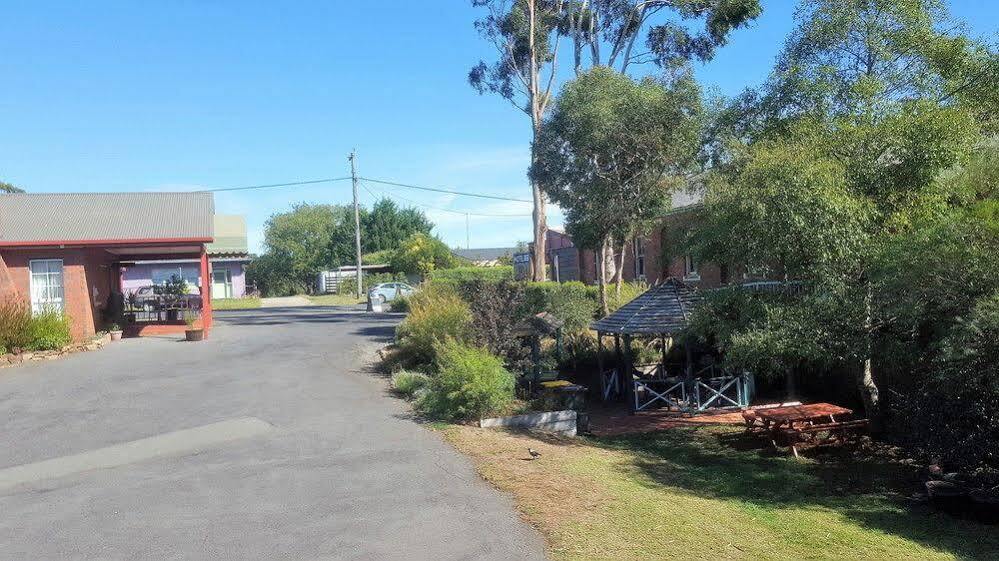 Hepburn Springs Motor Inn Extérieur photo
